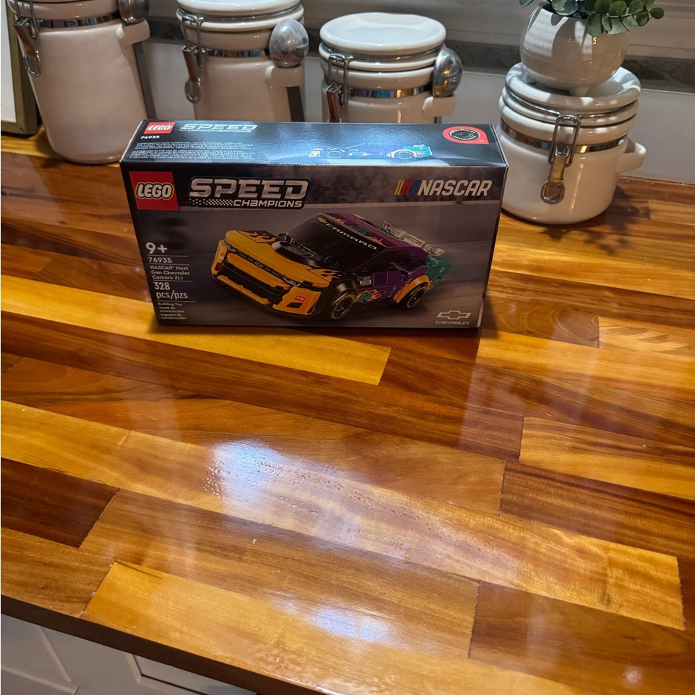 LEGO Speed Champions NASCAR with Purple and Yellow